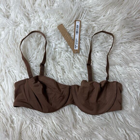 Skims Smoothing Intimates Strapless Bra Jasper Size 34A - Picture 1 of 8